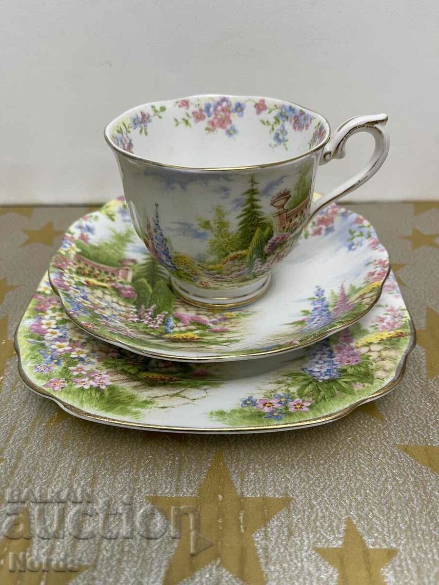 Frumos set de ceai triplu ROYAL ALBERT