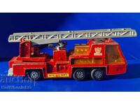 MATCHBOX Super Kings K-9 Fire Engine Tender