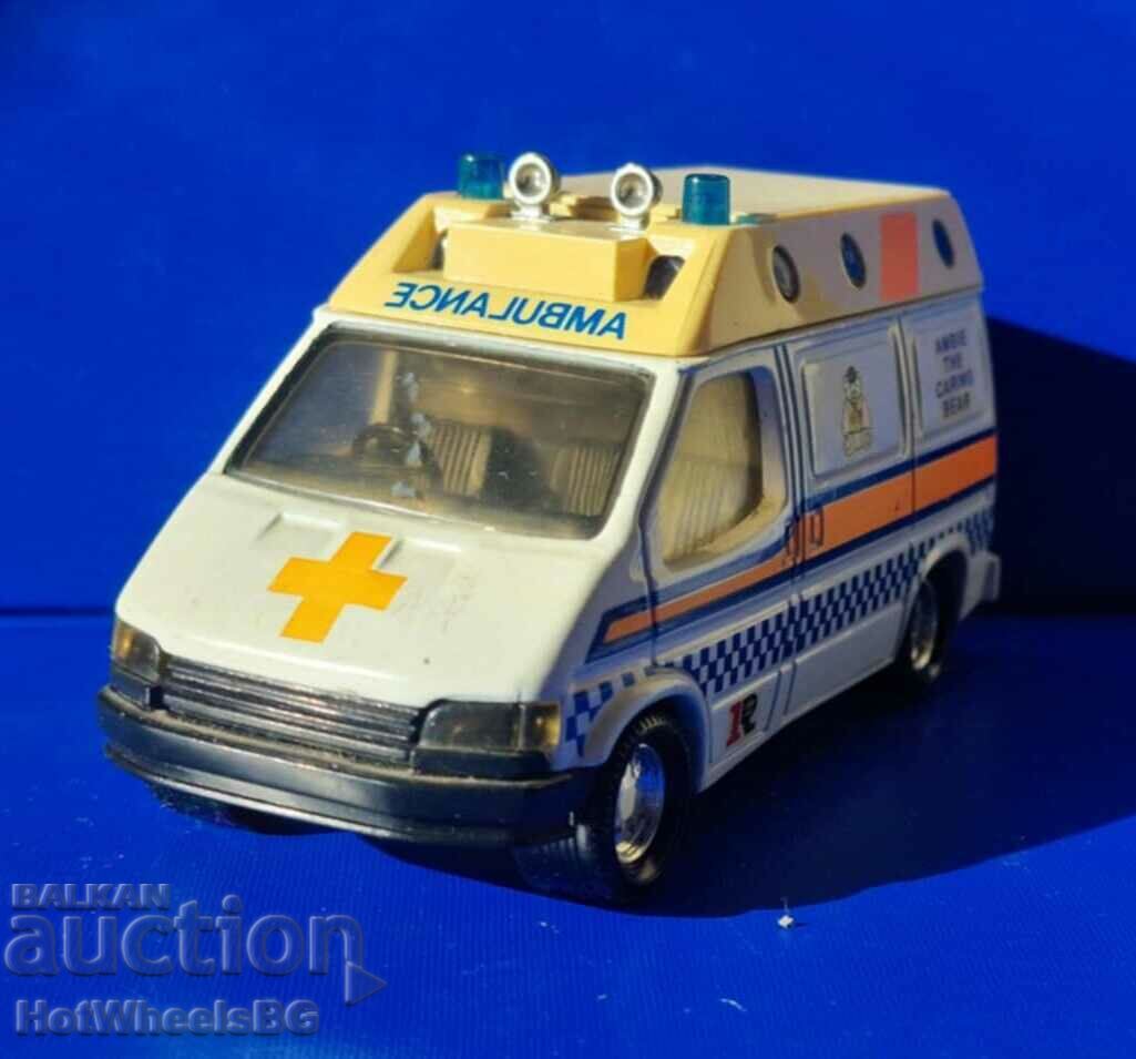 Auction  MATCHBOX Super Kings Ford Transit Air Ambulance
