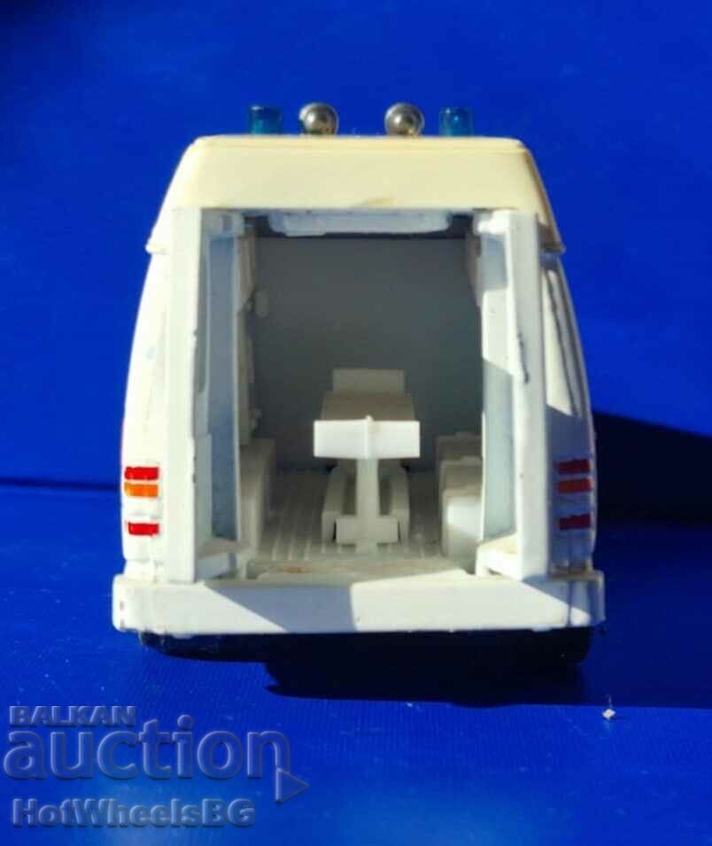 Delivery of MATCHBOX Super Kings Ford Transit Air Ambulance