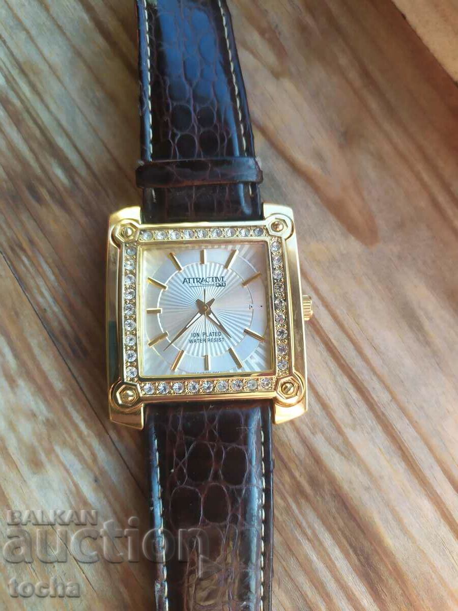 beautiful women's watch, working