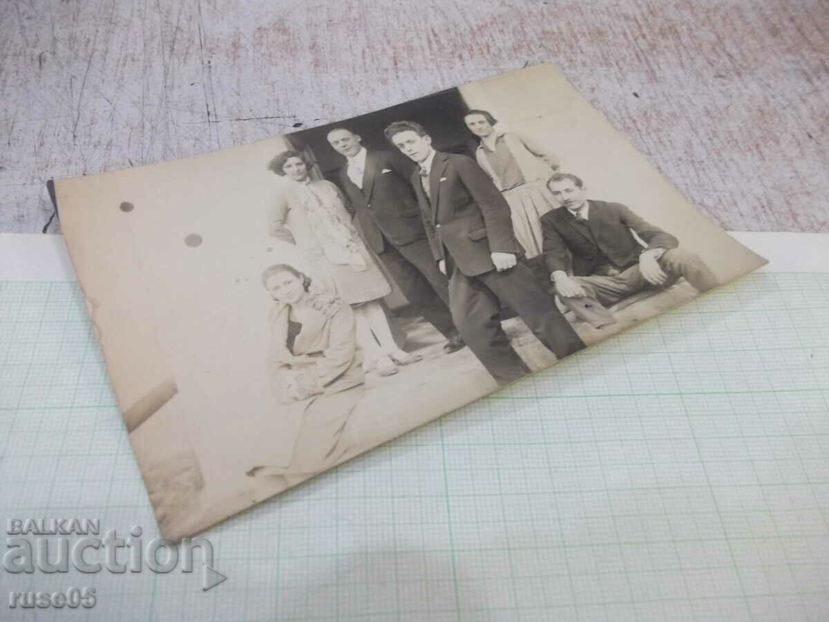 Auction Old photo of three families in front of the door Auction Old photo of three families in front of the door