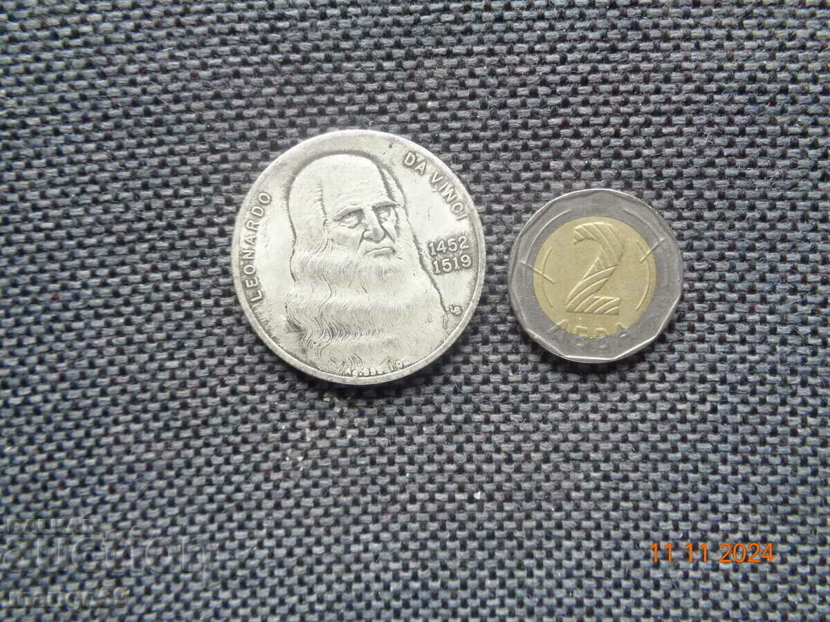 Old coin with Leonardo Da Vinci Old coin with Leonardo Da Vinci
