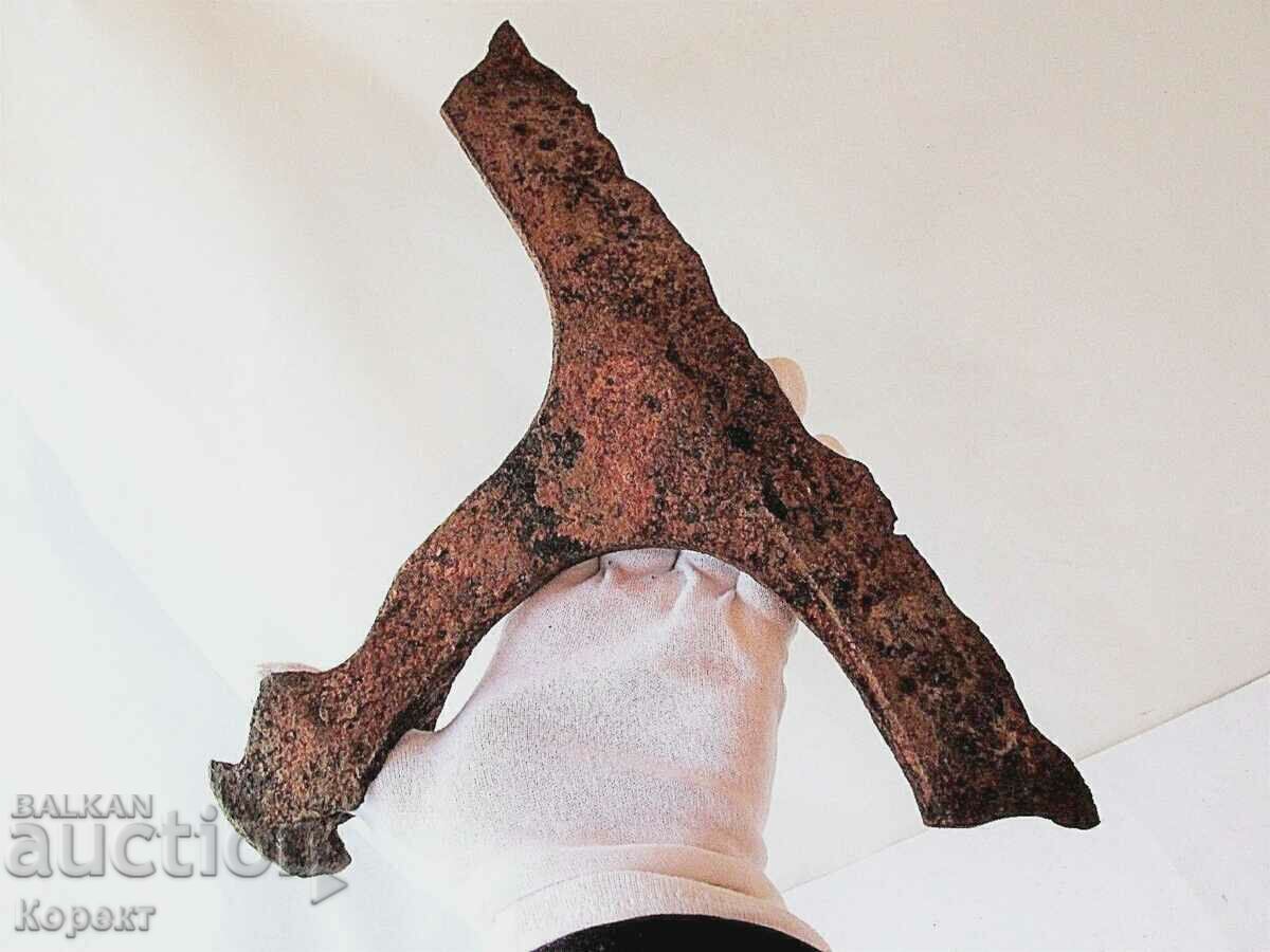 Auction  Very old Military Iron Battleaxe