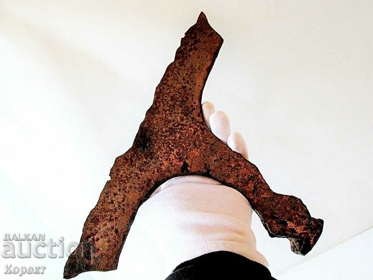 Very old Military Iron Battleaxe - 6