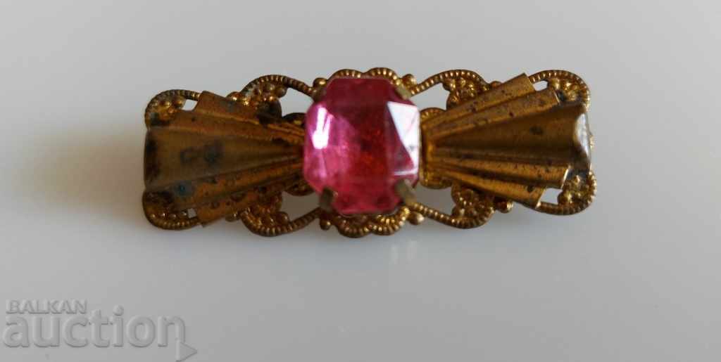 Delivery of . OLD ROYAL BROOCH JEWELERY JEWELRY ORNAMENT Delivery of . OLD ROYAL BROOCH JEWELERY JEWELRY ORNAMENT