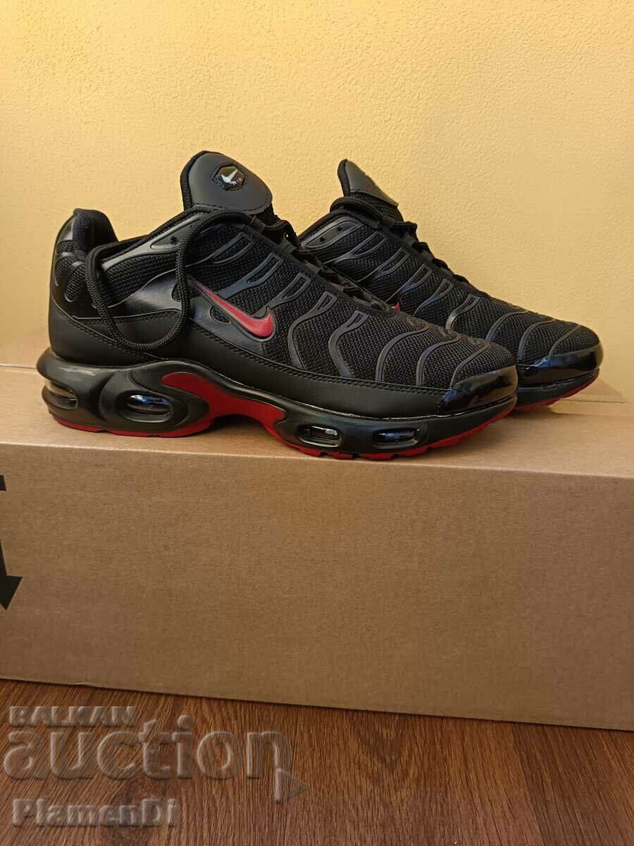 Men's Nike AIR Max sneakers number 43