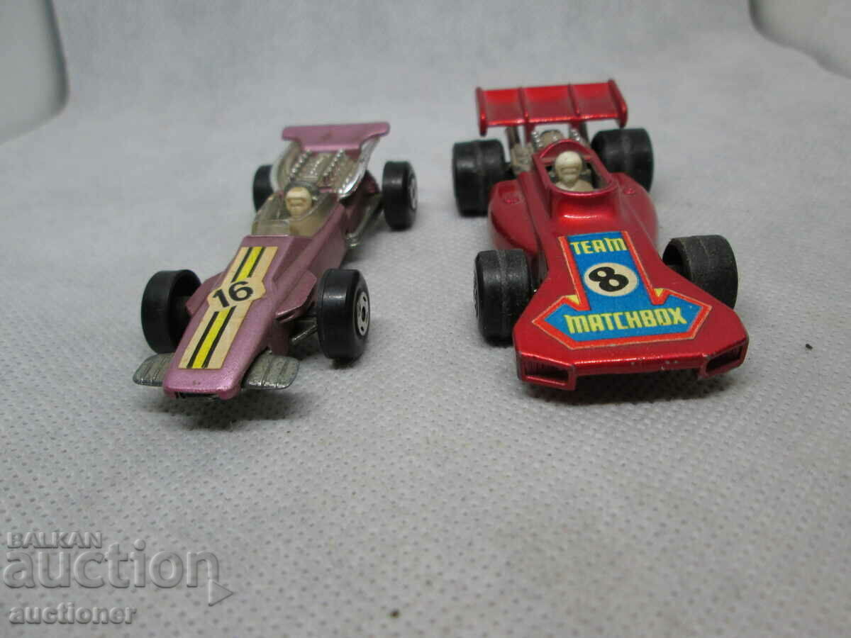 MATCHBOX ENGLAND-FORMULA 1 TROLLEY LOT with price 20.00 BGN | € 10.23