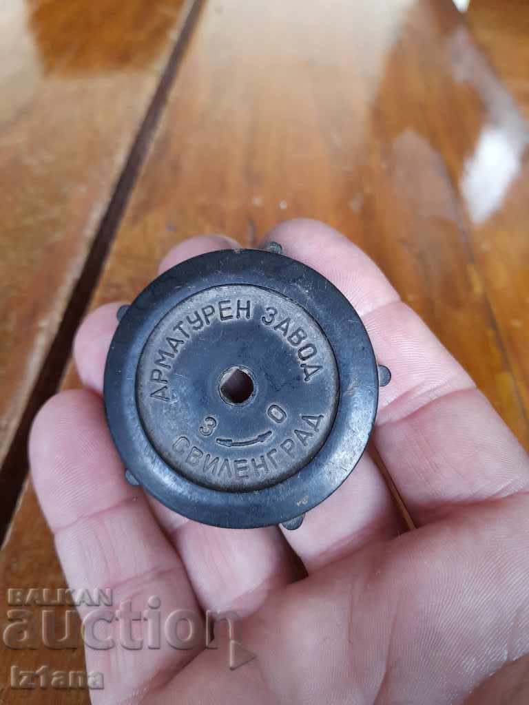 Old crane knob with price 5.00 BGN | € 2.56 Old crane knob with price 5.00 BGN | € 2.56