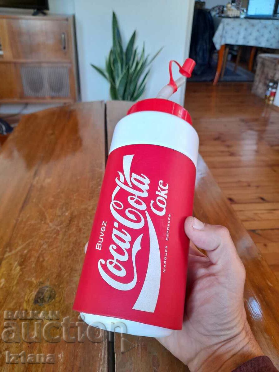 Delivery of Coca Cola liquid bottle, Coca Cola Delivery of Coca Cola liquid bottle, Coca Cola