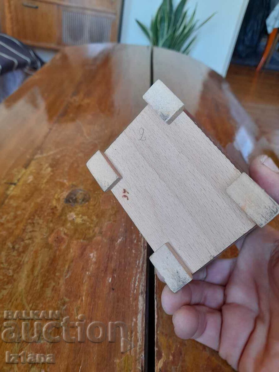 Auction Old wooden jewelry box BGA Balkan Auction Old wooden jewelry box BGA Balkan