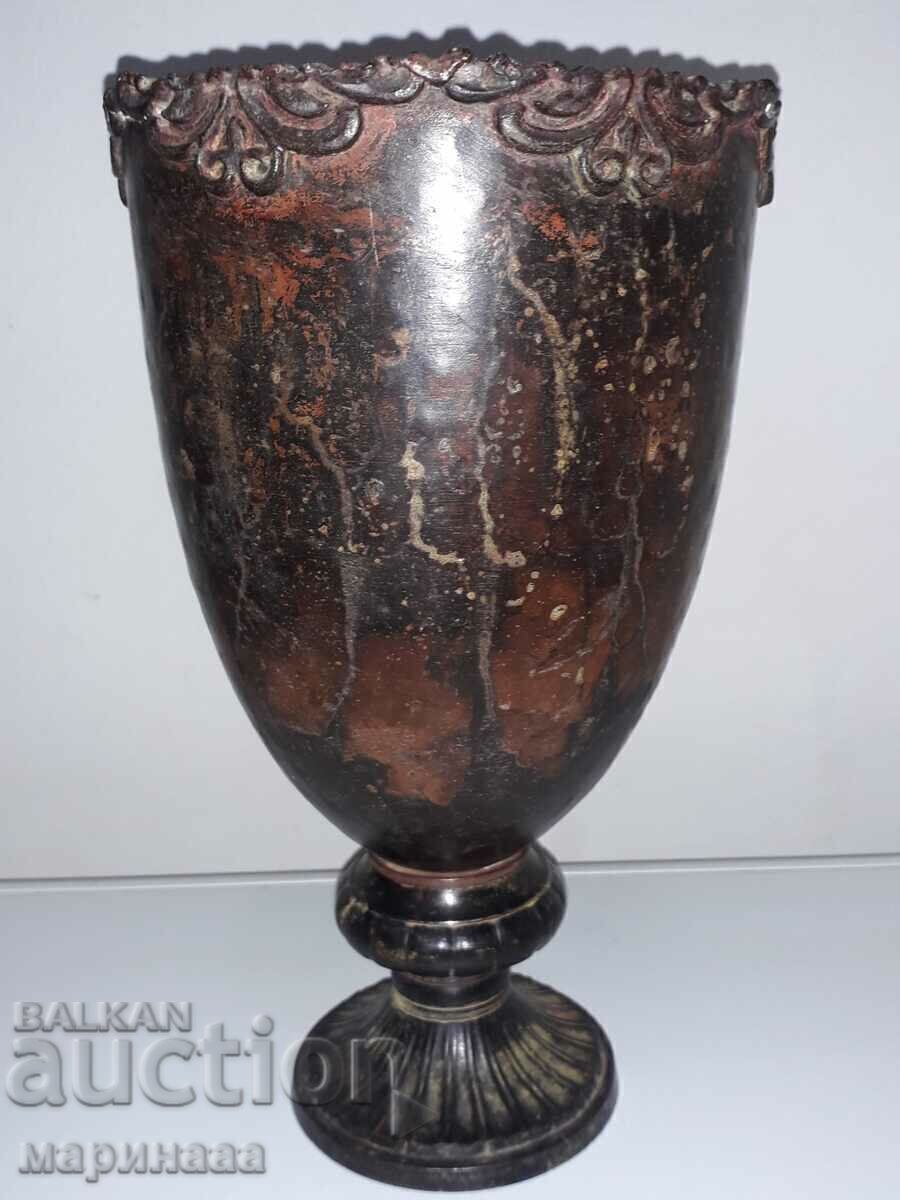 OLD LARGE COPPER VASE WITH COVER with price 25.00 BGN | € 12.78