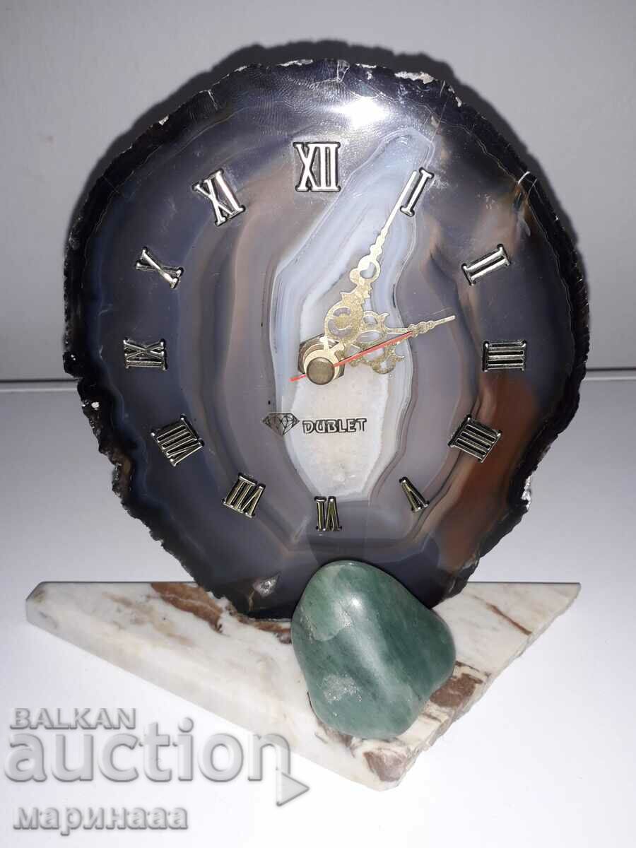 CLOCK DUBLET''. QUARTZ. AGATES, JADE, MARBLE