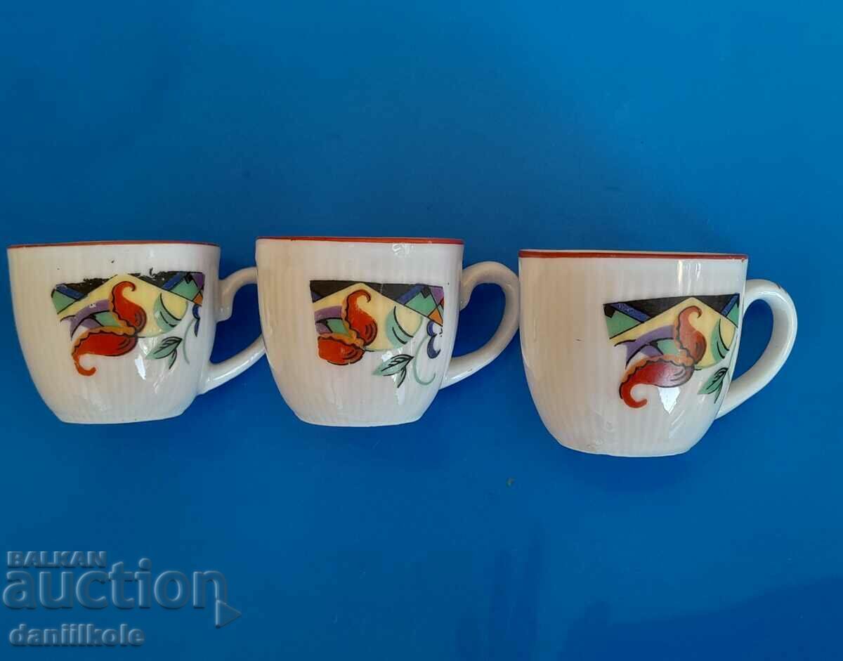 *$*Y*$* SET OF OLD SMALL CUPS BULGARIA PORCELAIN SUPER*$*Y*$* with price 40.88 BGN | € 20.90 *$*Y*$* SET OF OLD SMALL CUPS BULGARIA PORCELAIN SUPER*$*Y*$* with price 40.88 BGN | € 20.90