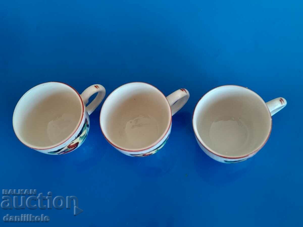 Auction *$*Y*$* SET OF OLD SMALL CUPS BULGARIA PORCELAIN SUPER*$*Y*$* Auction *$*Y*$* SET OF OLD SMALL CUPS BULGARIA PORCELAIN SUPER*$*Y*$*