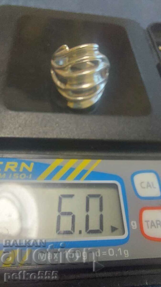 Аукцион Сребърен дамски пръстен Аукцион Сребърен дамски пръстен