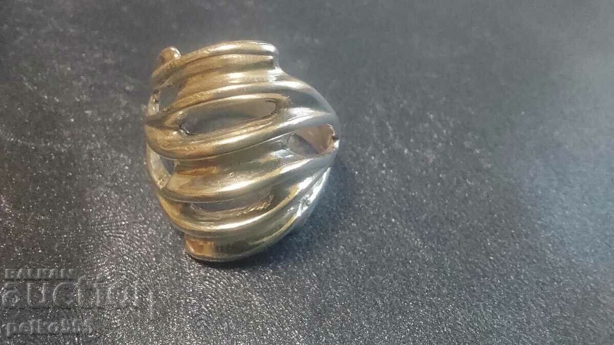 Ασημένιο γυναικείο δαχτυλίδι