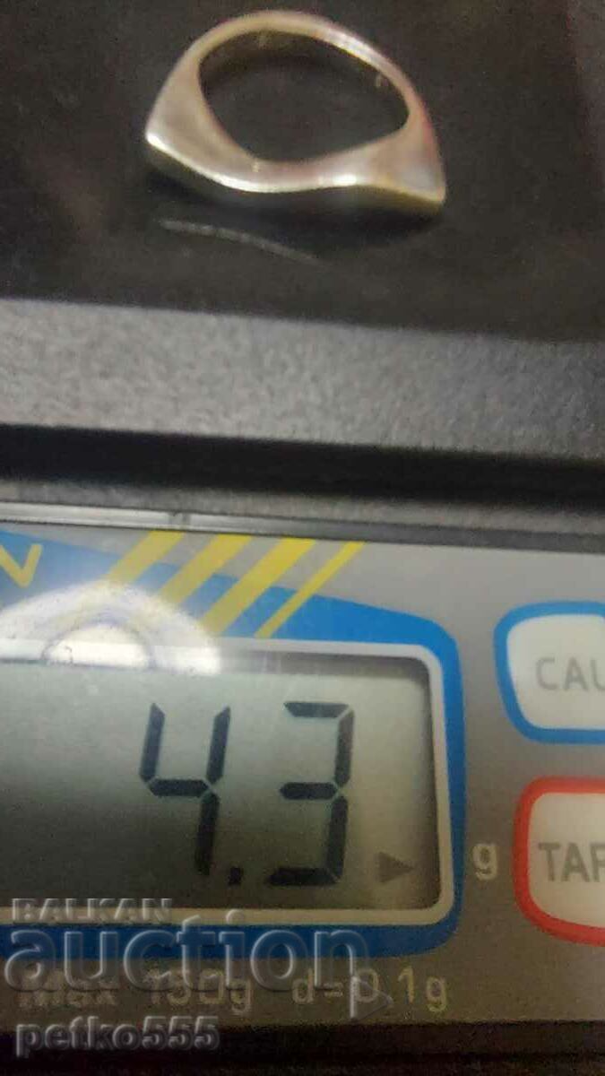 Licitație Inel de dama din argint Licitație Inel de dama din argint