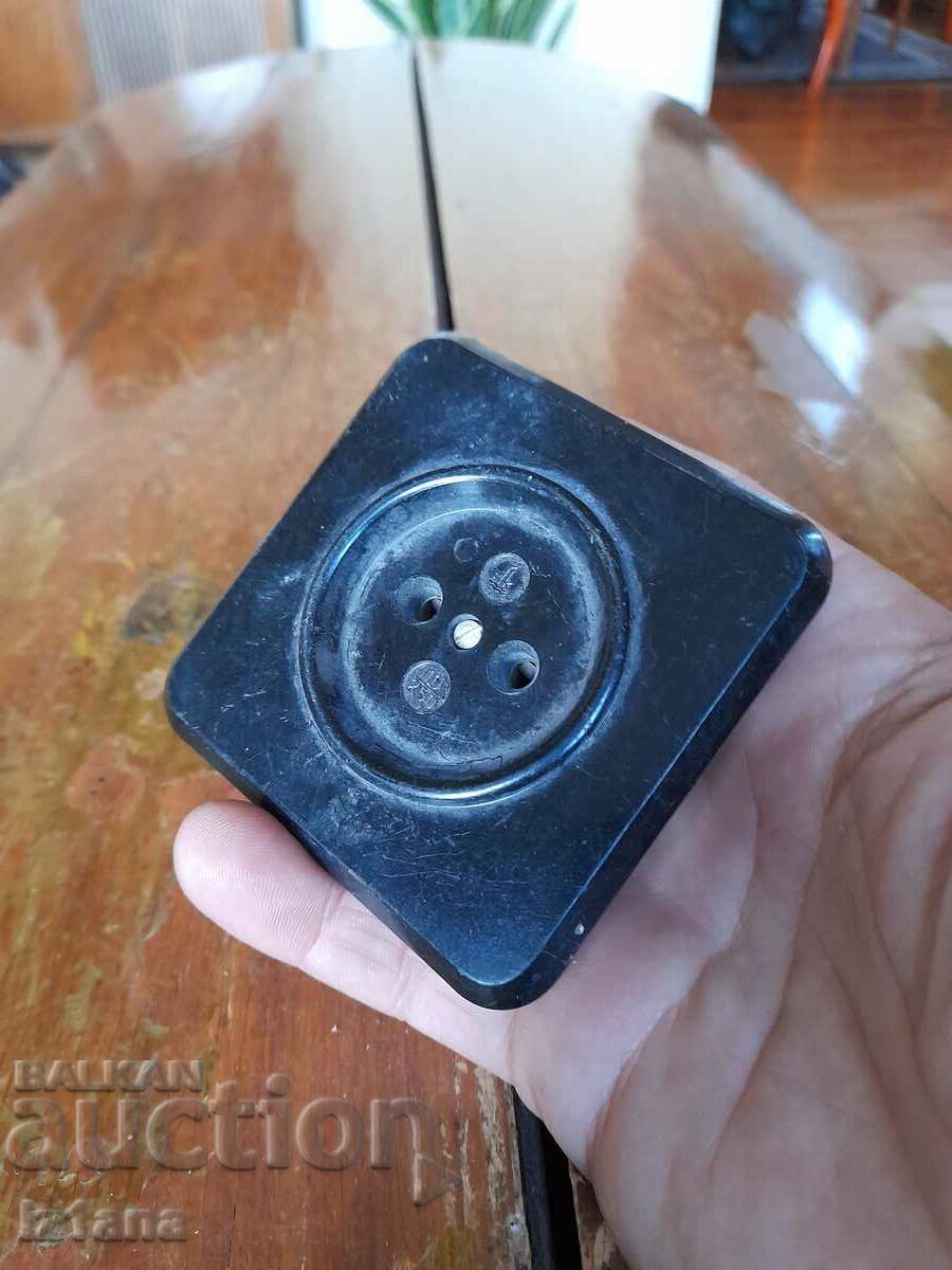 Old electrical outlet with price 11.00 BGN | € 5.62 Old electrical outlet with price 11.00 BGN | € 5.62