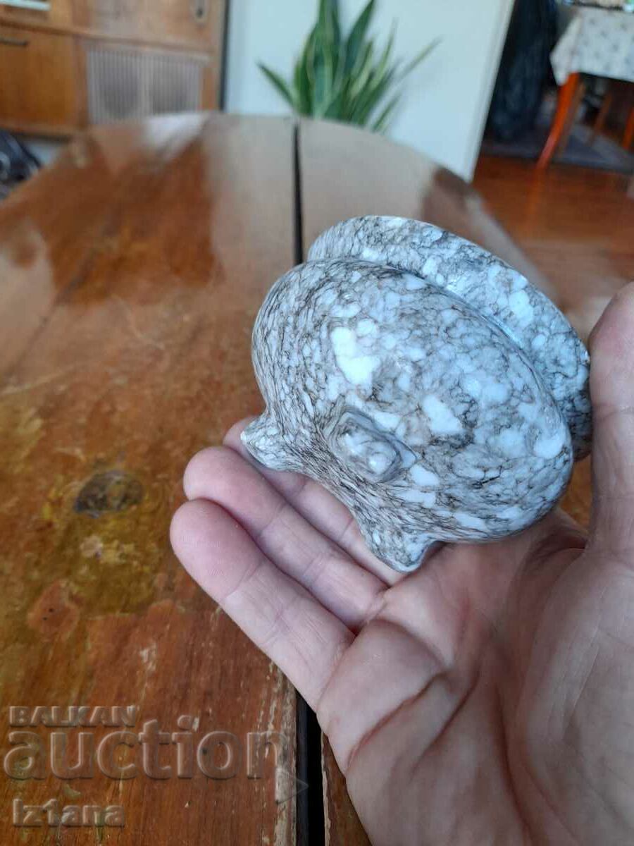 Licitație castron vechi de marmură Licitație castron vechi de marmură