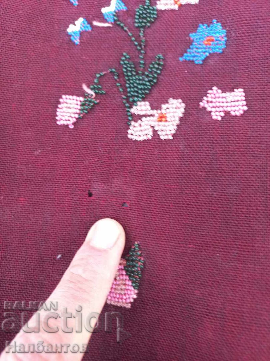 Delivery of OLD APRON WITH BEADS WEAR Delivery of OLD APRON WITH BEADS WEAR