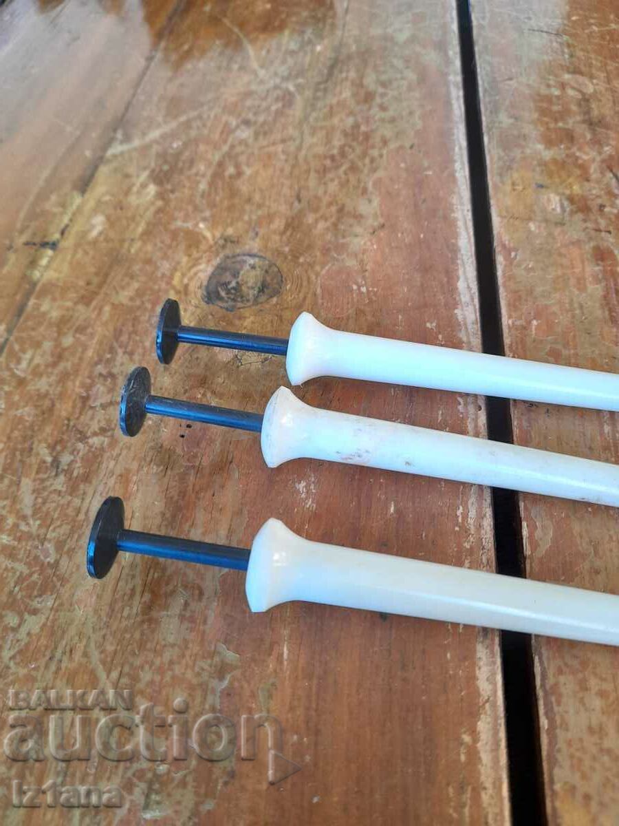 Licitație Furculiță automată veche, furculițe pentru cocktailuri Licitație Furculiță automată veche, furculițe pentru cocktailuri