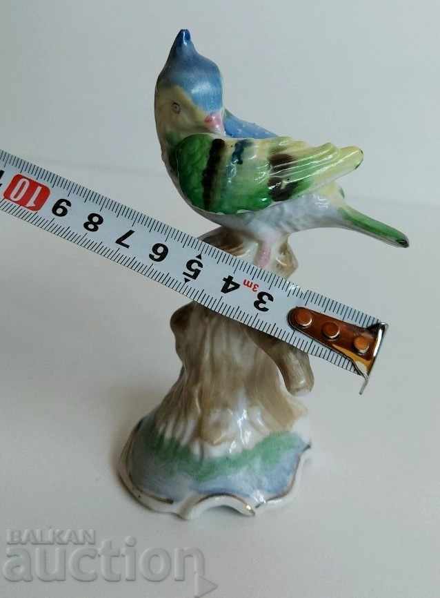 Licitație .FIGURĂ PORCELANĂ STATUETA PASĂRĂ FIGURĂ PĂSĂRĂ