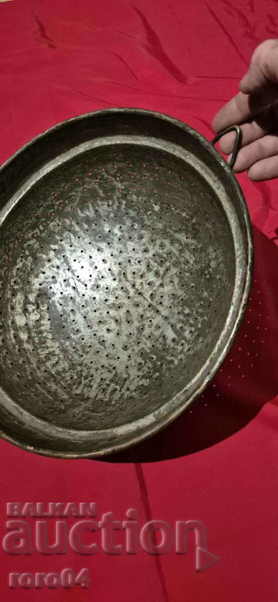 GEVGIR - URIAȘ - EXCELENT cu preț € 35.99 | 70.39 BGN