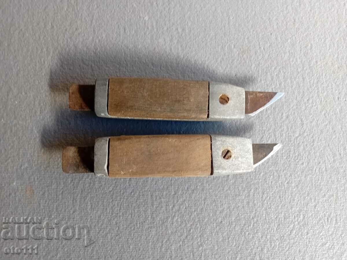 OLD MODEL KNIFE, KNIVES - 2 pieces with price 40.00 BGN | € 20.45 OLD MODEL KNIFE, KNIVES - 2 pieces with price 40.00 BGN | € 20.45