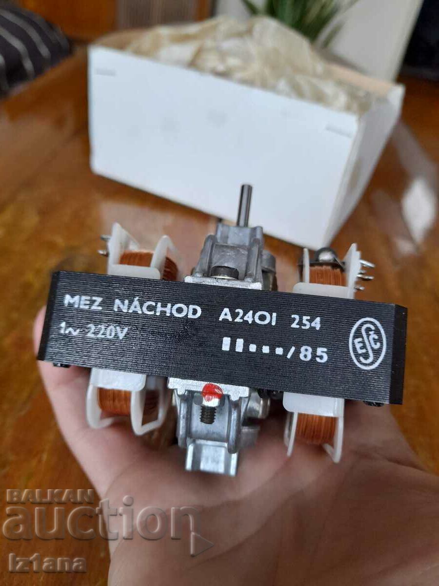 Old A24OI 254 electric motor with price 65.00 BGN | € 33.23 Old A24OI 254 electric motor with price 65.00 BGN | € 33.23