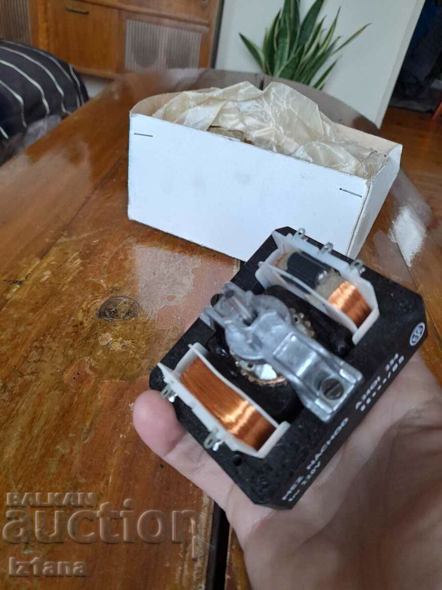 Auction Old A24OI 254 electric motor Auction Old A24OI 254 electric motor