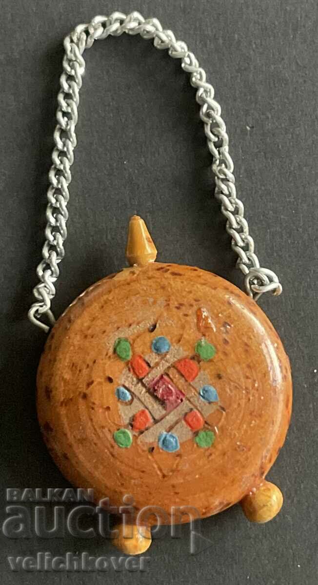 39190 Bulgaria sign wooden ethnic bow painted with price 4.00 BGN | € 2.05 39190 Bulgaria sign wooden ethnic bow painted with price 4.00 BGN | € 2.05