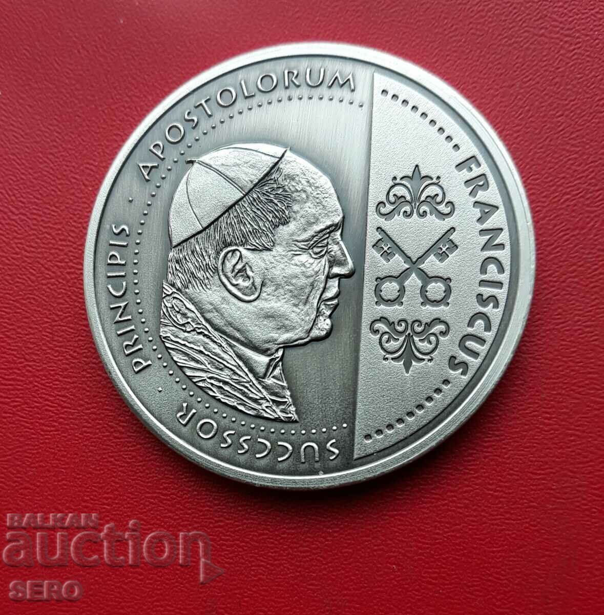 Vatican-Medal-Pope Francis