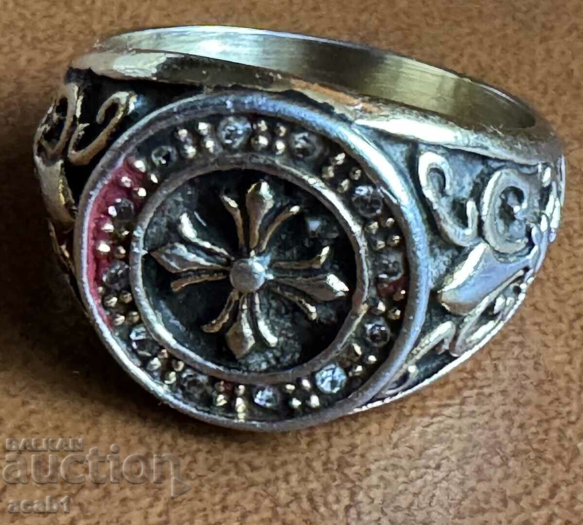 Аукцион Два Мъжки пръстена “Капитан”и”Кръста” Аукцион Два Мъжки пръстена “Капитан”и”Кръста”