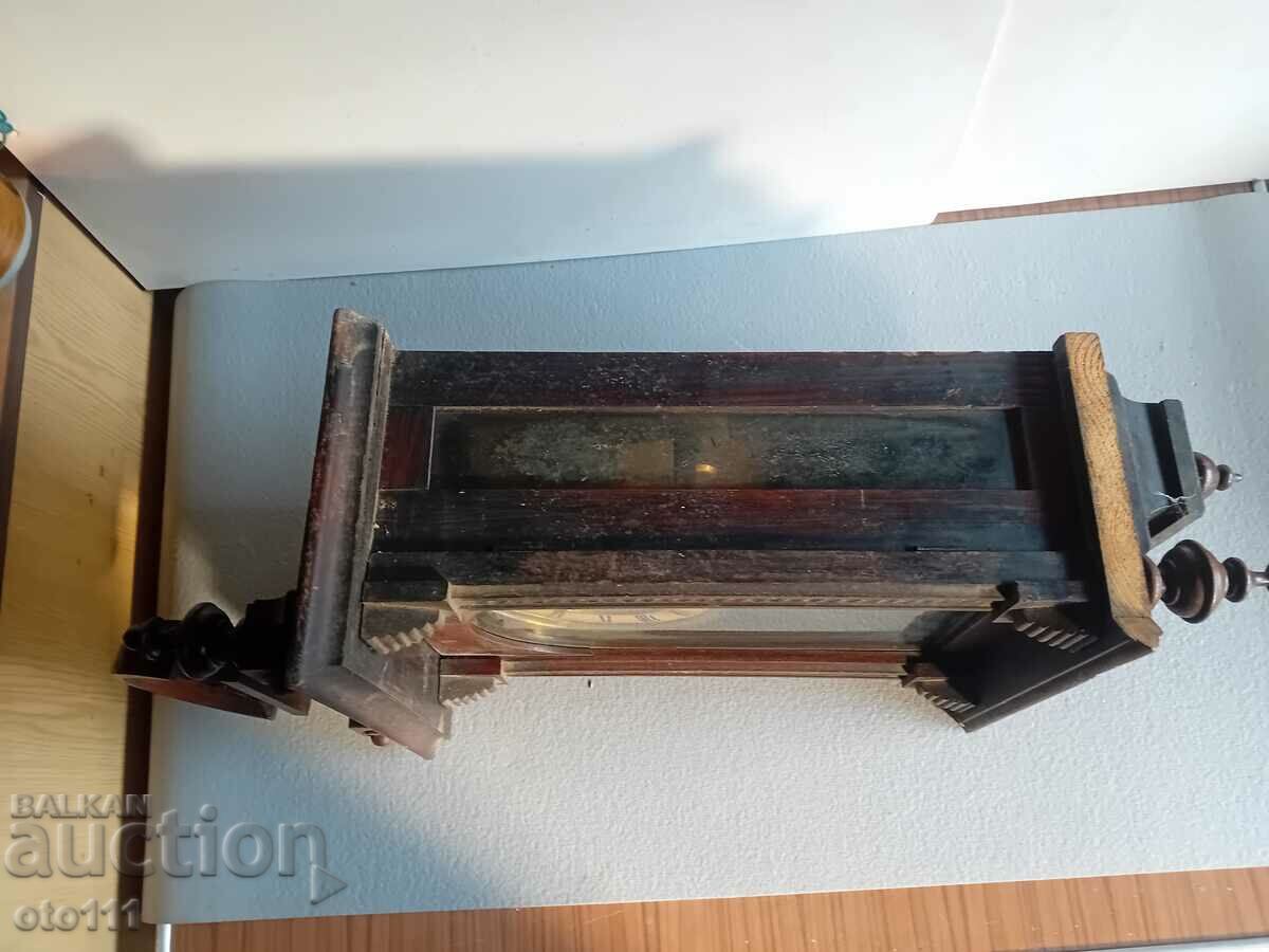 Delivery of OLD WALL CLOCK - JUNGHANS Delivery of OLD WALL CLOCK - JUNGHANS