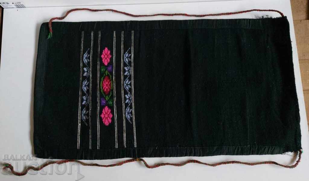 .AUTHENTIC EMBROIDERED APRON WORN BY PISHTIMAL GERAVNA .AUTHENTIC EMBROIDERED APRON WORN BY PISHTIMAL GERAVNA