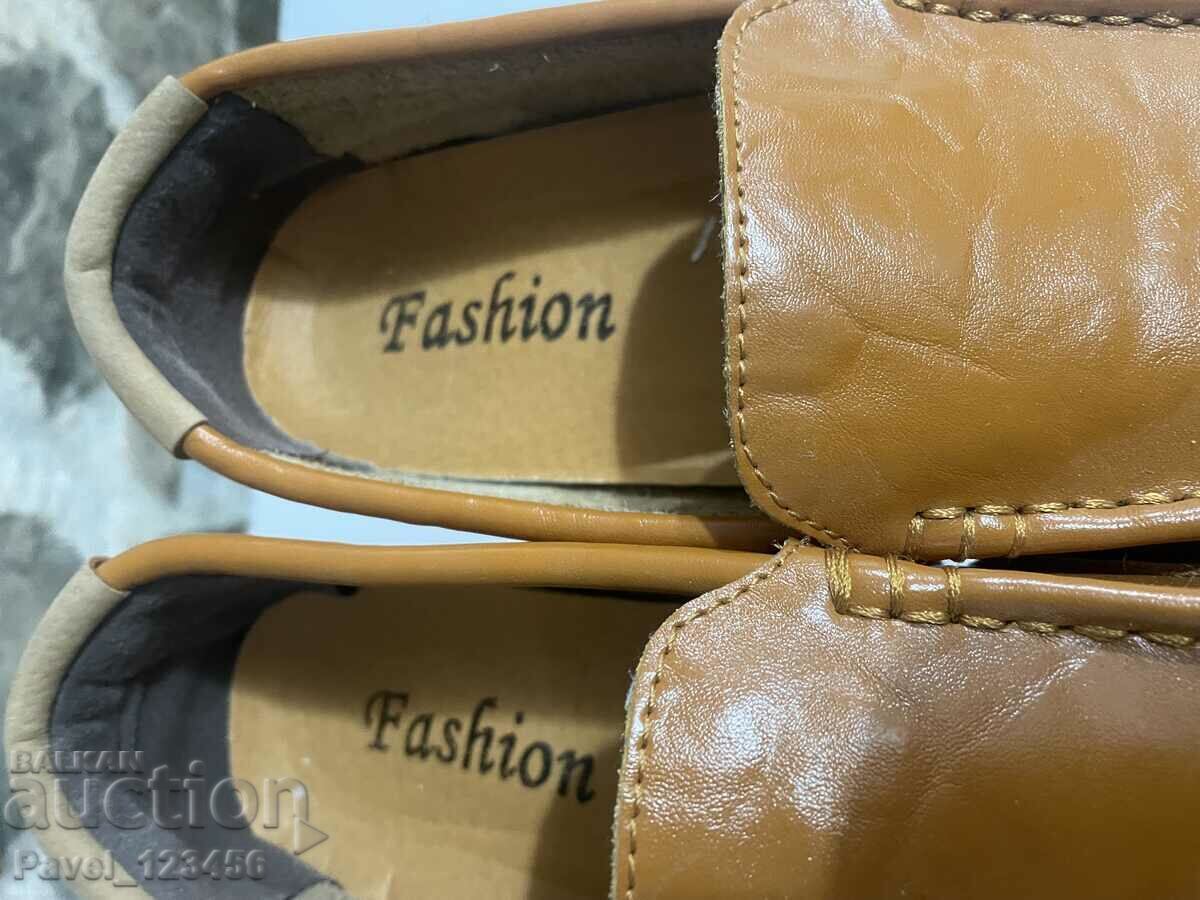 Delivery of Shoes 38 number