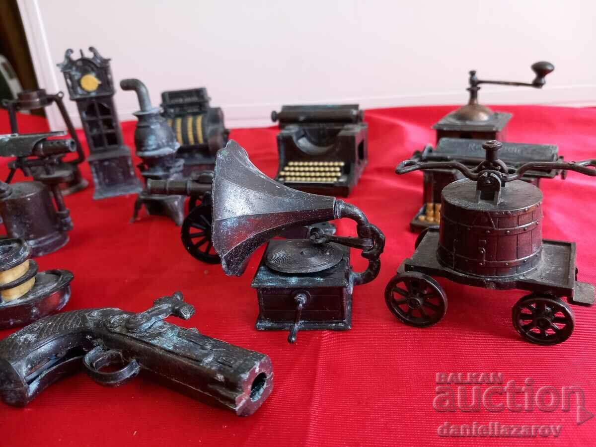 Ascuțitoare miniaturale din colecția unică 16 buc. Ascuţitoare