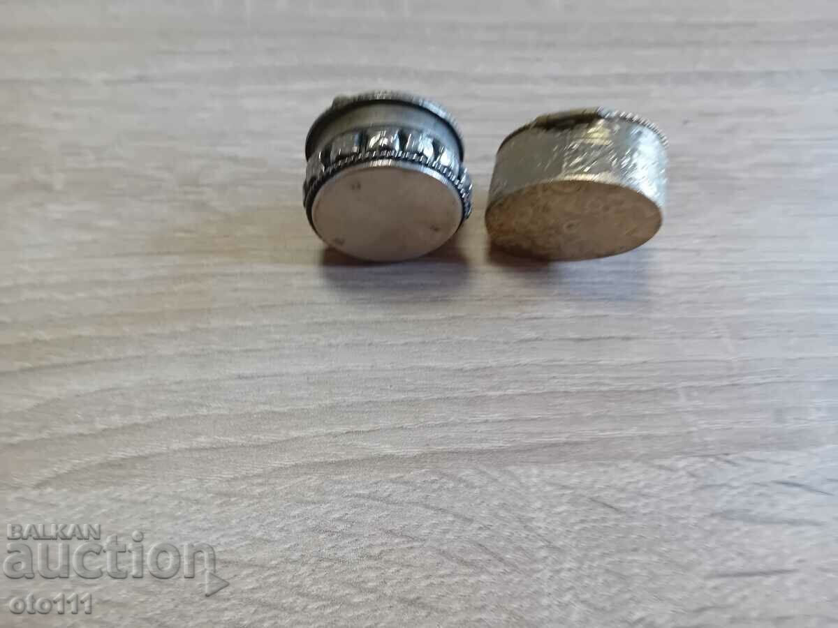 Delivery of OLD BOX, SNUFF BOXES - 2 pieces Delivery of OLD BOX, SNUFF BOXES - 2 pieces