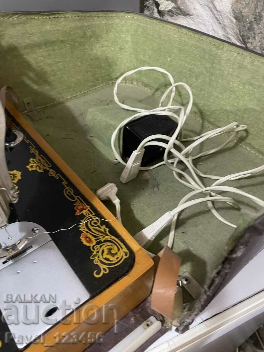 Tur 2 sewing machine - 6