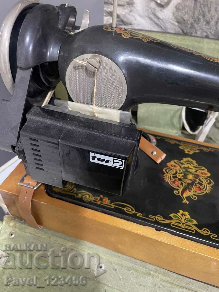 Tur 2 sewing machine - 7