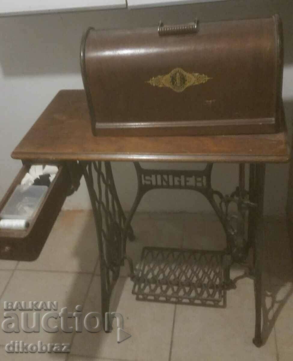SINGER sewing machine - foot - 1927 - working. with price 350.00 BGN | € 178.95 SINGER sewing machine - foot - 1927 - working. with price 350.00 BGN | € 178.95