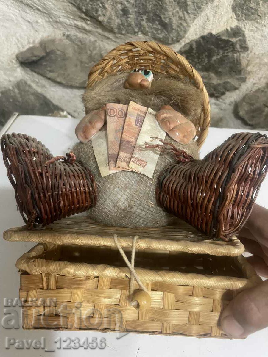 Δημοπρασία Κάτι