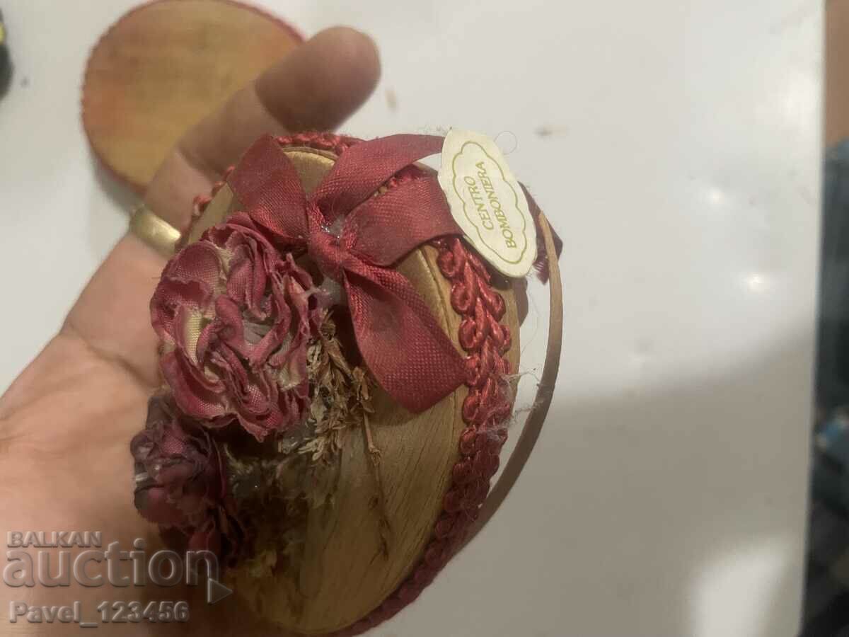 Ένα παλιό κουτί - 5 Ένα παλιό κουτί - 5