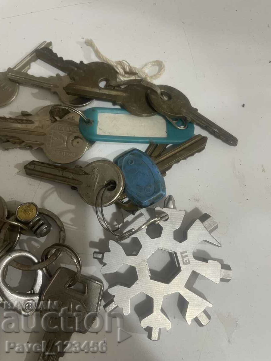 Old keys etc. - 6 Old keys etc. - 6