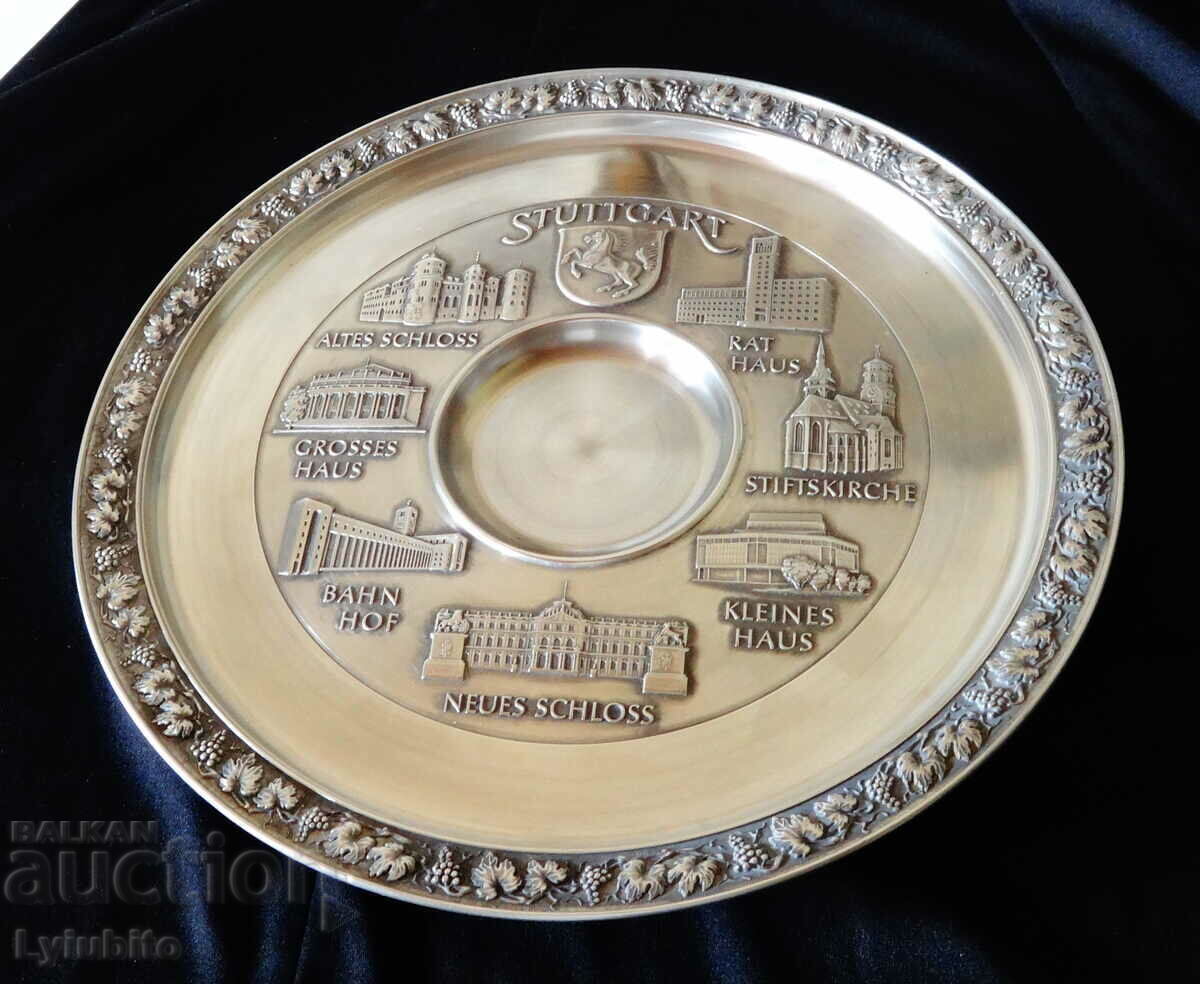 Canvas painting 900 gr., upright horse, architecture, vines, grapes Canvas painting 900 gr., upright horse, architecture, vines, grapes