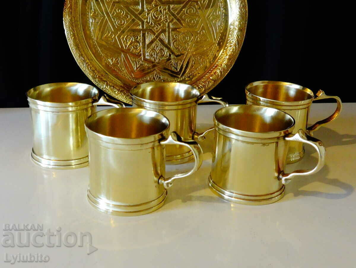 Auction Massive bronze cups 200 ml, plus a glass cup Auction Massive bronze cups 200 ml, plus a glass cup