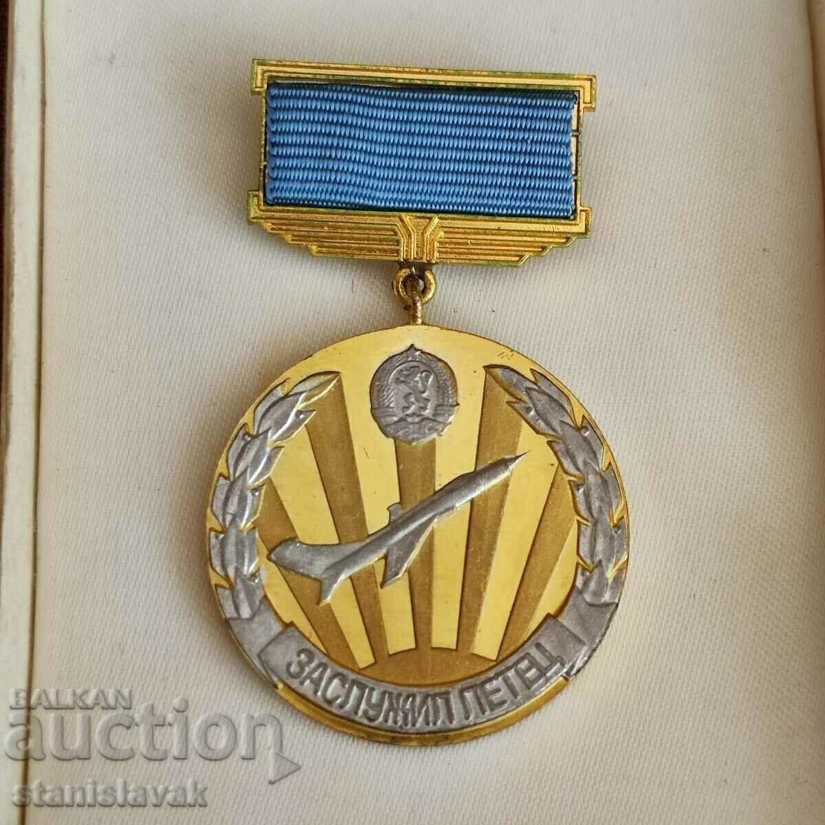 Livrarea Medalie rară „Distinguished Airman” – ORIGINAL