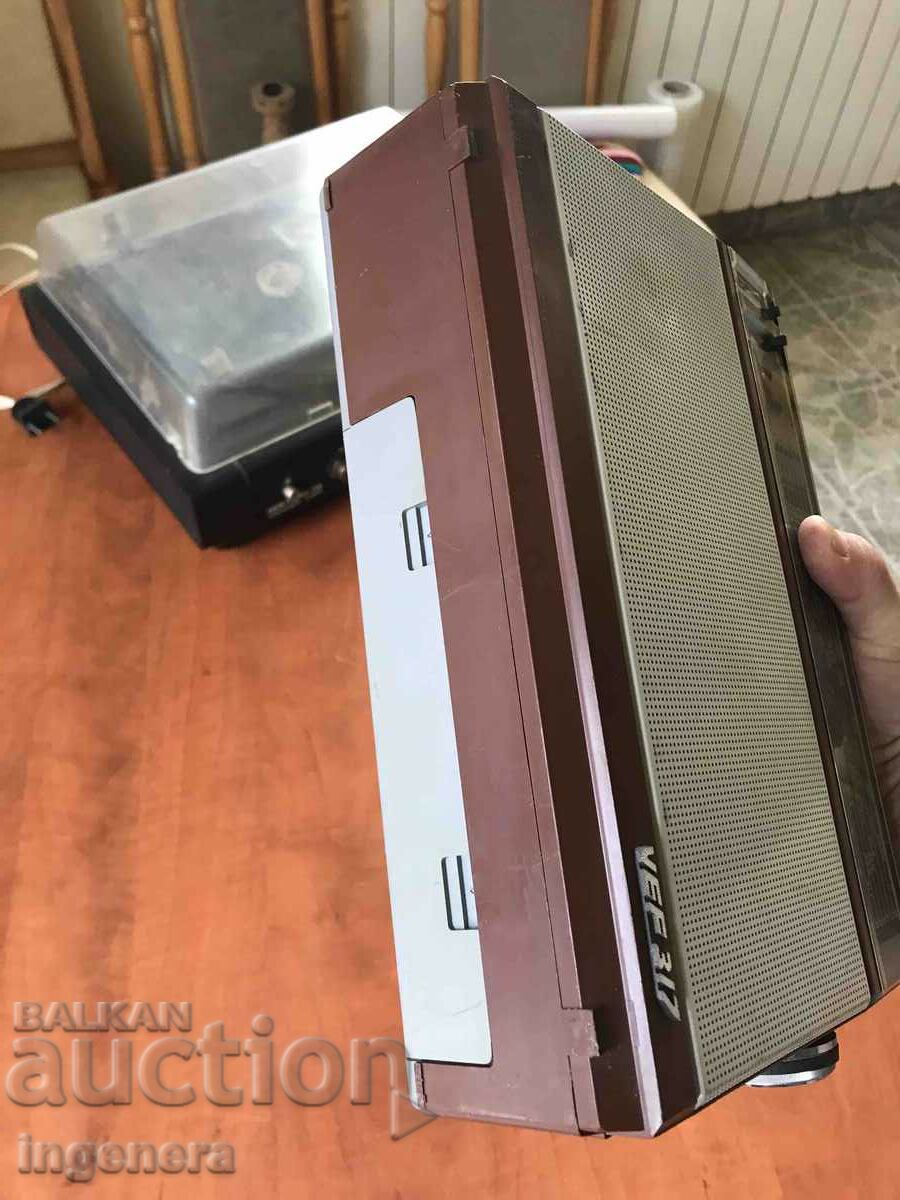 RADIO RADIO "VEF 317" VEF 317 TRANSISTOR - 6 RADIO RADIO "VEF 317" VEF 317 TRANSISTOR - 6