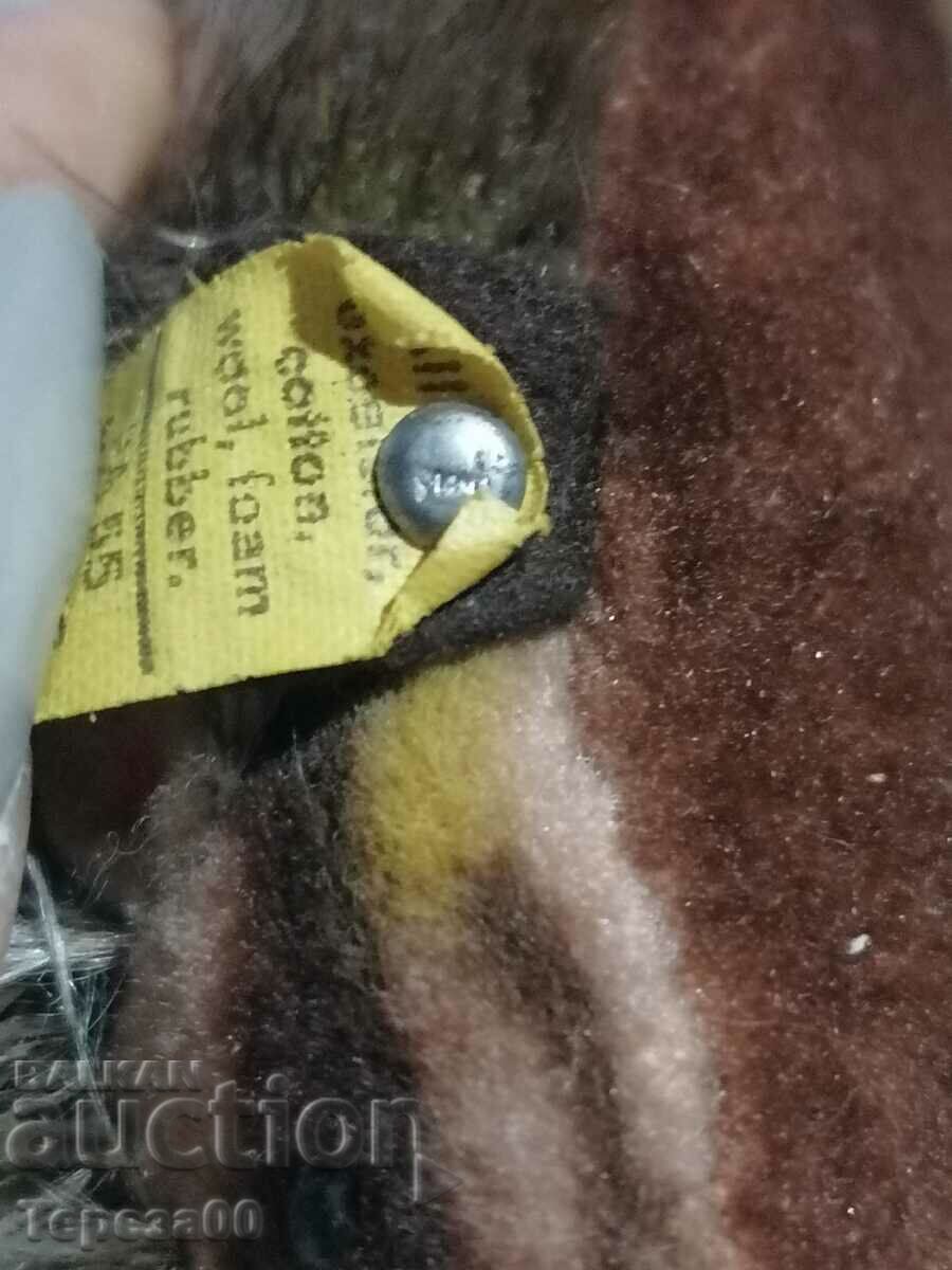 Delivery of Steiff collectible German toy hedgehog Delivery of Steiff collectible German toy hedgehog